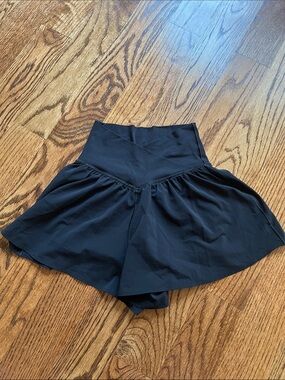 aerie Black High-Waist Skort